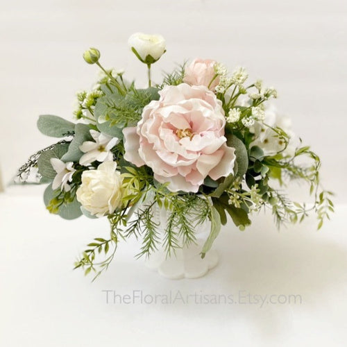 Garden Style Floral Arrangement | Soft Pink Floral Arrangement | Blush Floral Centerpiece | Blush Wedding Floral Centerpiece